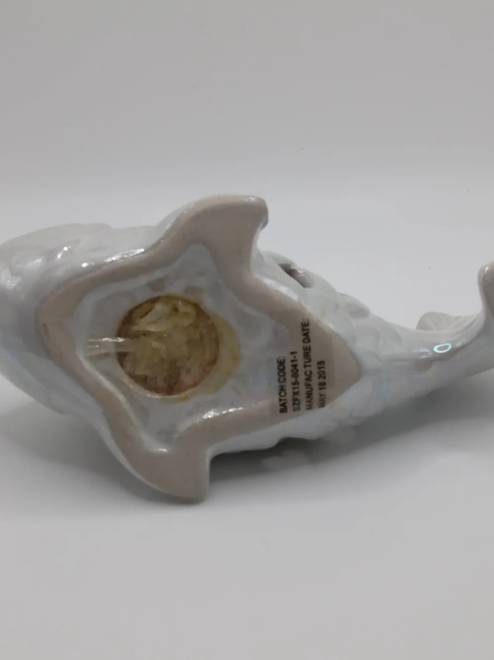 Ceramic Glossy Iridescent Potpourri Satchet Fish Décor